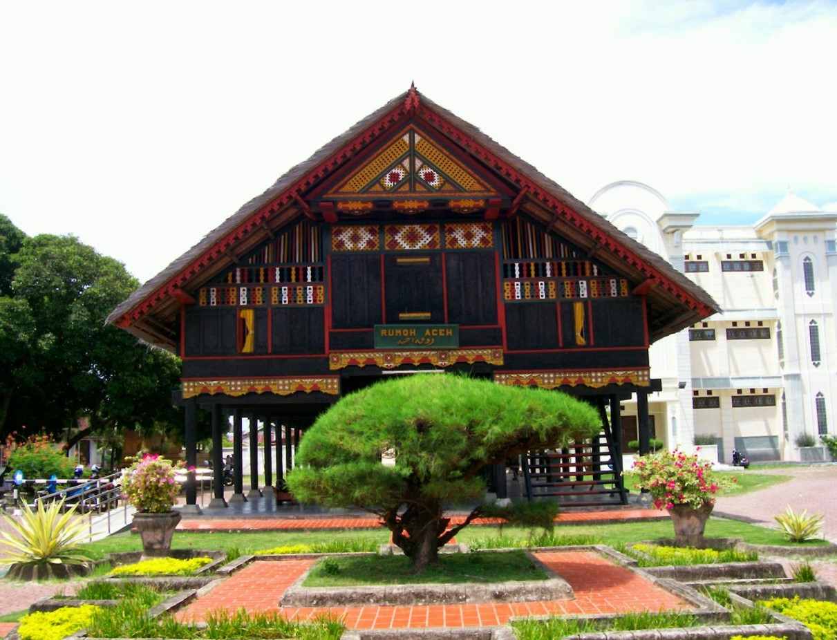Gambar Thumbnail Rumah Adat Aceh