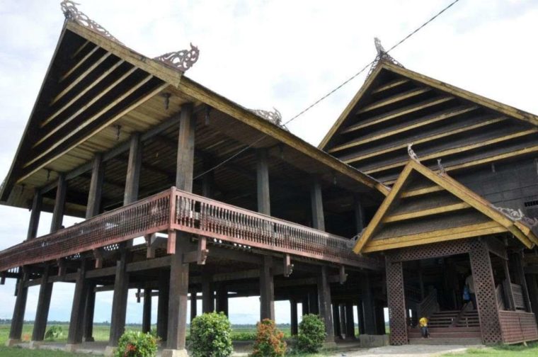 Rumah Adat Sulawesi Selatan Suku Bugis