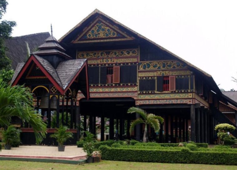Sejarah Rumah Adat Aceh