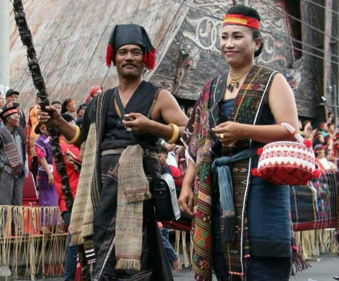 Pakaian Adat Ulos  Pakaian Adat Ulos Dari Sumatera Utara  Baju Adat