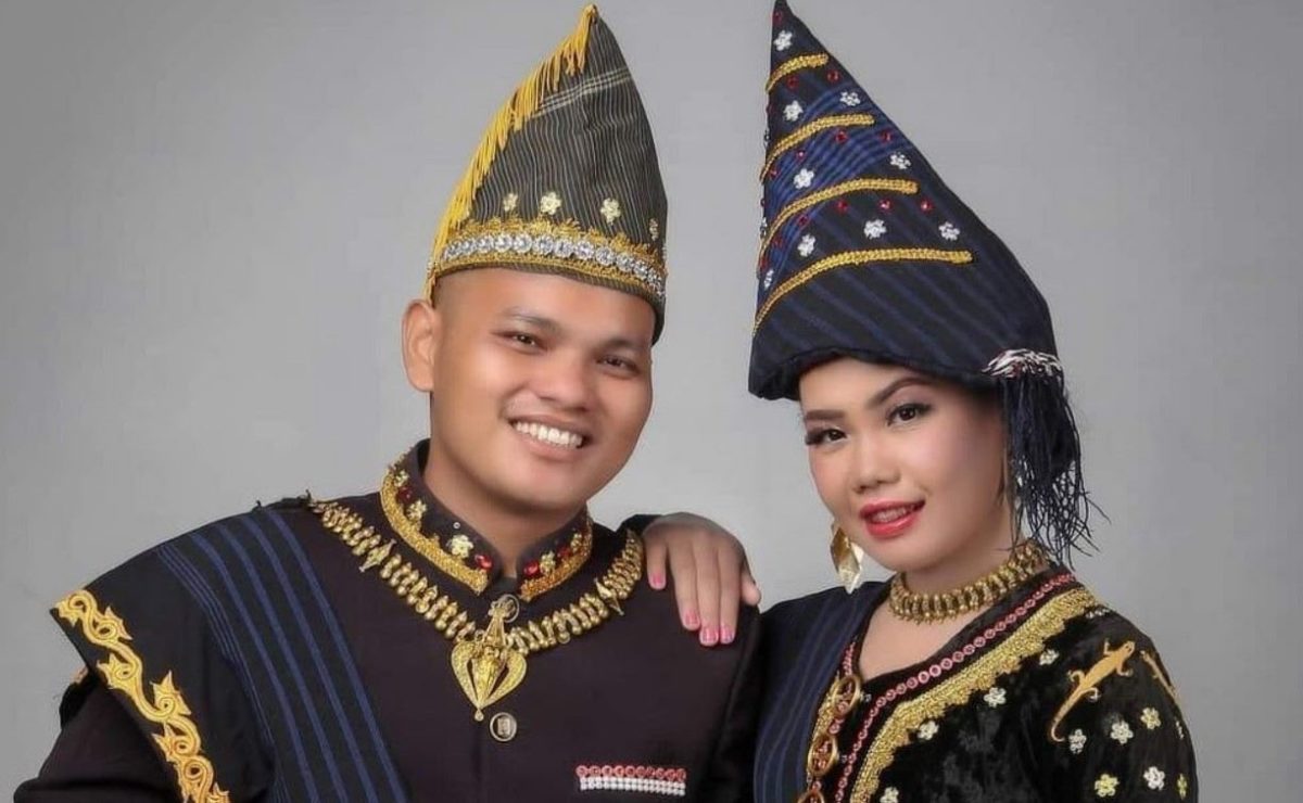 Pakaian Adat Sumatera Utara Ragam Baju Tradisional Vrogue Co