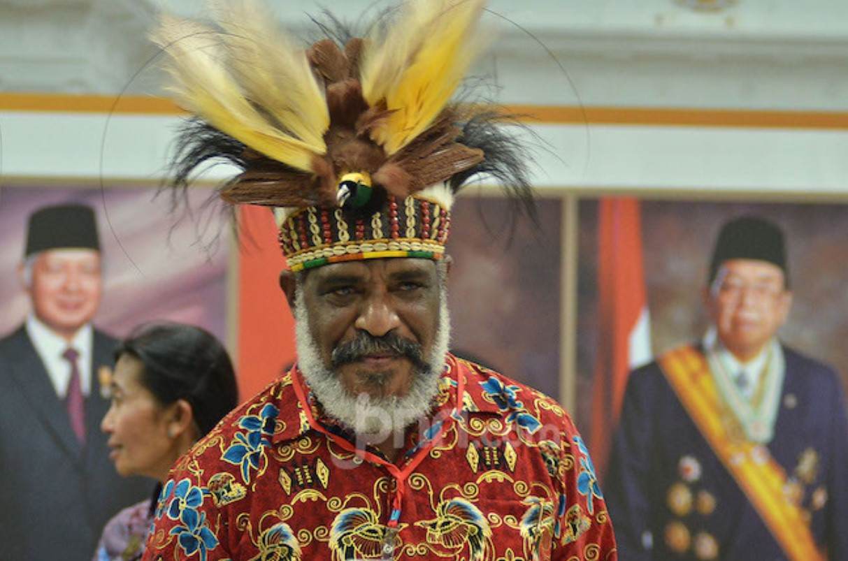 √ [Terlengkap] 9+ Pakaian Adat Papua Beserta Penjelasannya!